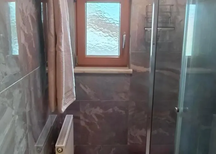 Tischler 아파트 *